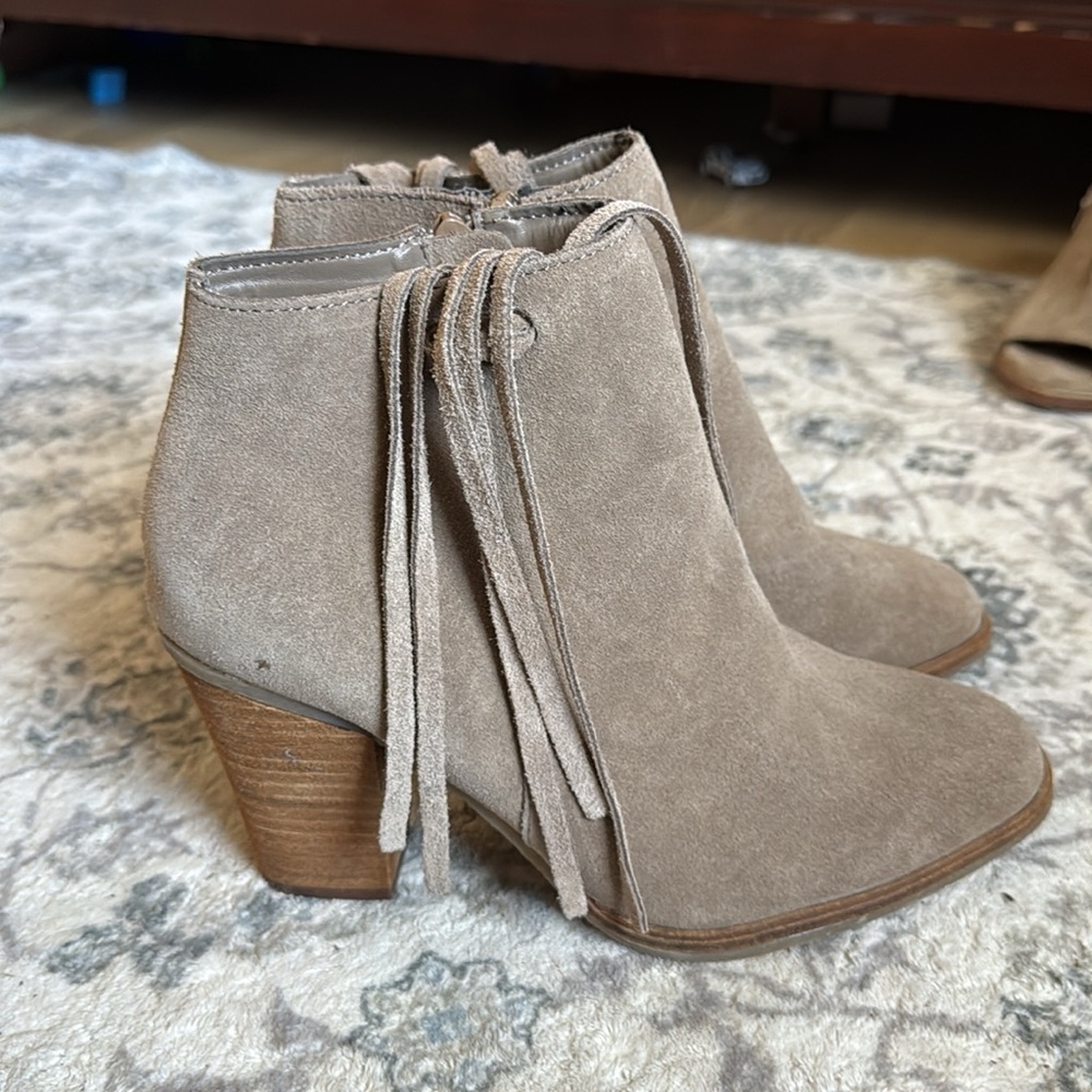 NOT AVAILABLE - Picture 4 of 7